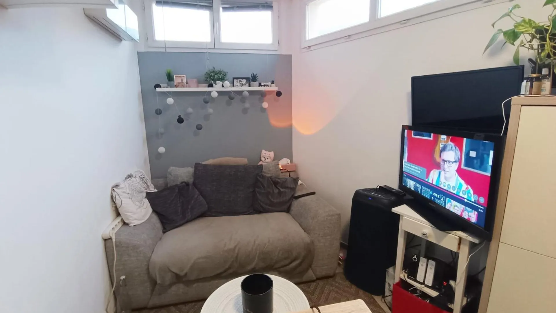 Charming T2 With Wifi Near City Center Nice 0*,  France