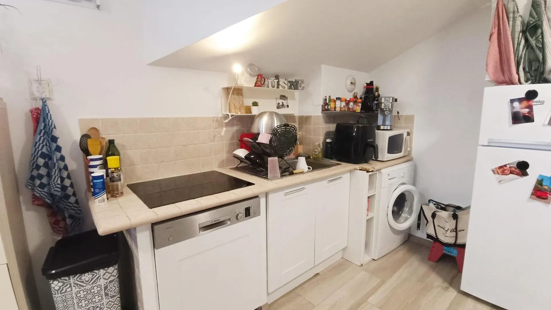 Apartment Charming T2 With Wifi Near City Center Nice France